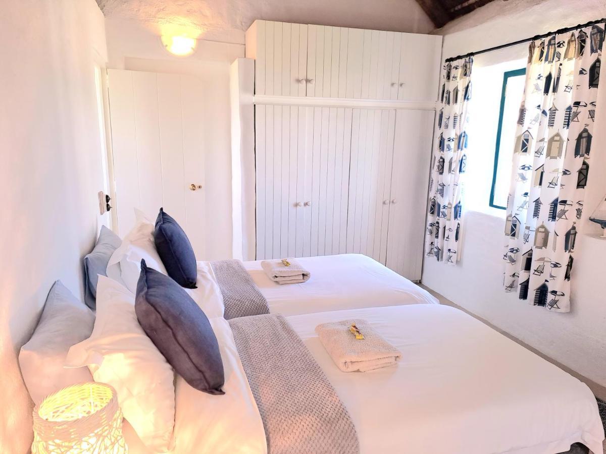 Zandtorini Seaside Cottage 斯特雷斯拜 外观 照片
